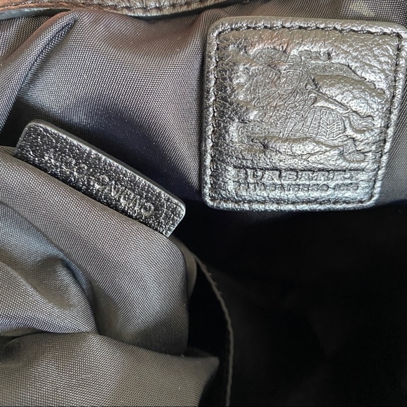 Burberry check multi purpose large nylon bag - Picture 12 of 14